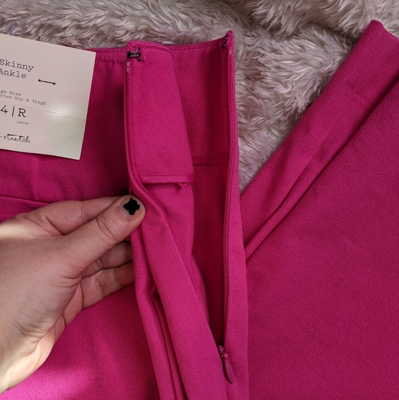 NWT Hot Pink Peddle Pushers - Picture 4 of 4